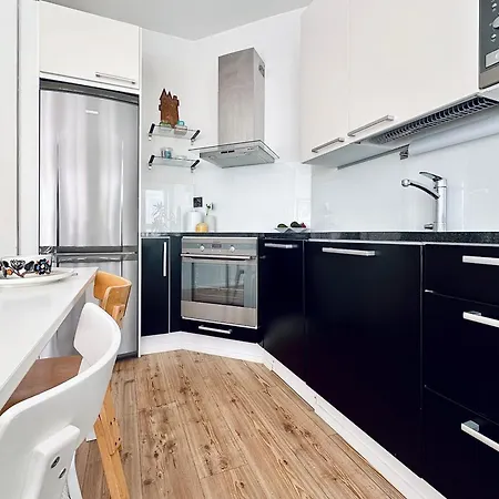 דירה Bright Studio With Sauna *